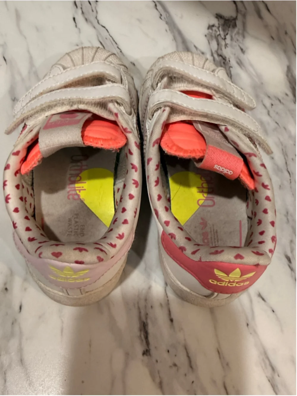 Adidas Superstar CF Toddler 8K White Pink Stripe Hearts Velcro Shoes